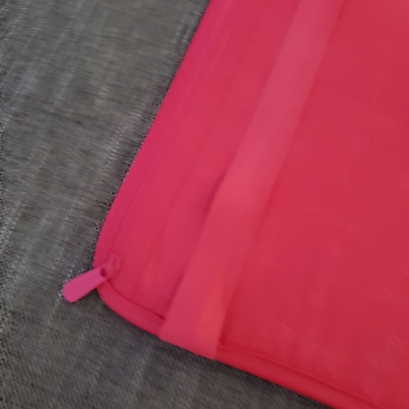 Thirty-One fold-it-up organizer tablet case in Citrus Medallion - Picture 8 of 12